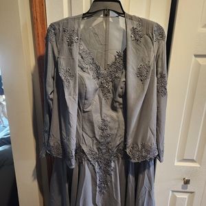 Dress for wedding, mother of the bride, or a guest. Back ties up. Jacket.